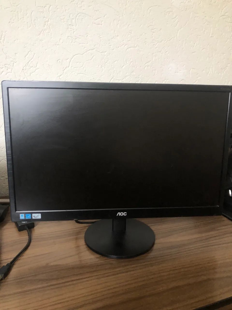 Monitor AOC 21,5 polegadas Full HD