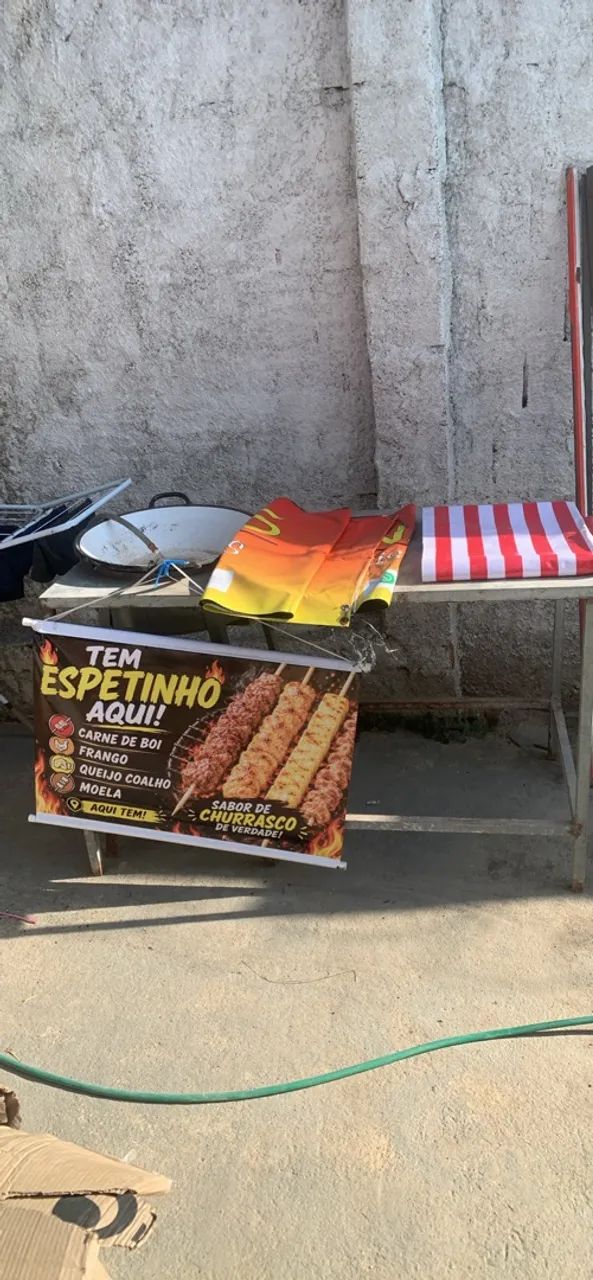 Barraca de pastéis e batatas  - Foto 3