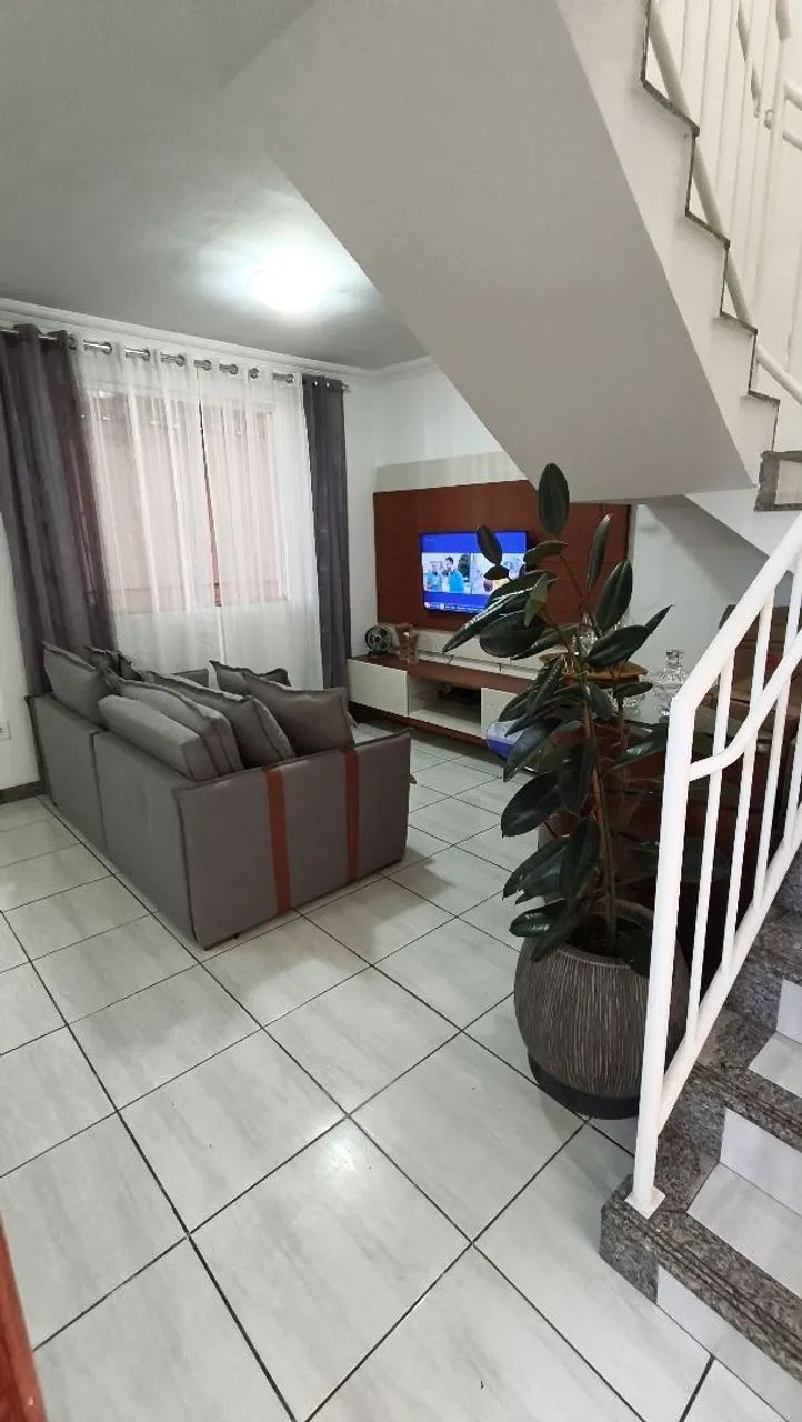 Casa geminada espaçosa -Alvorada  - Foto 2