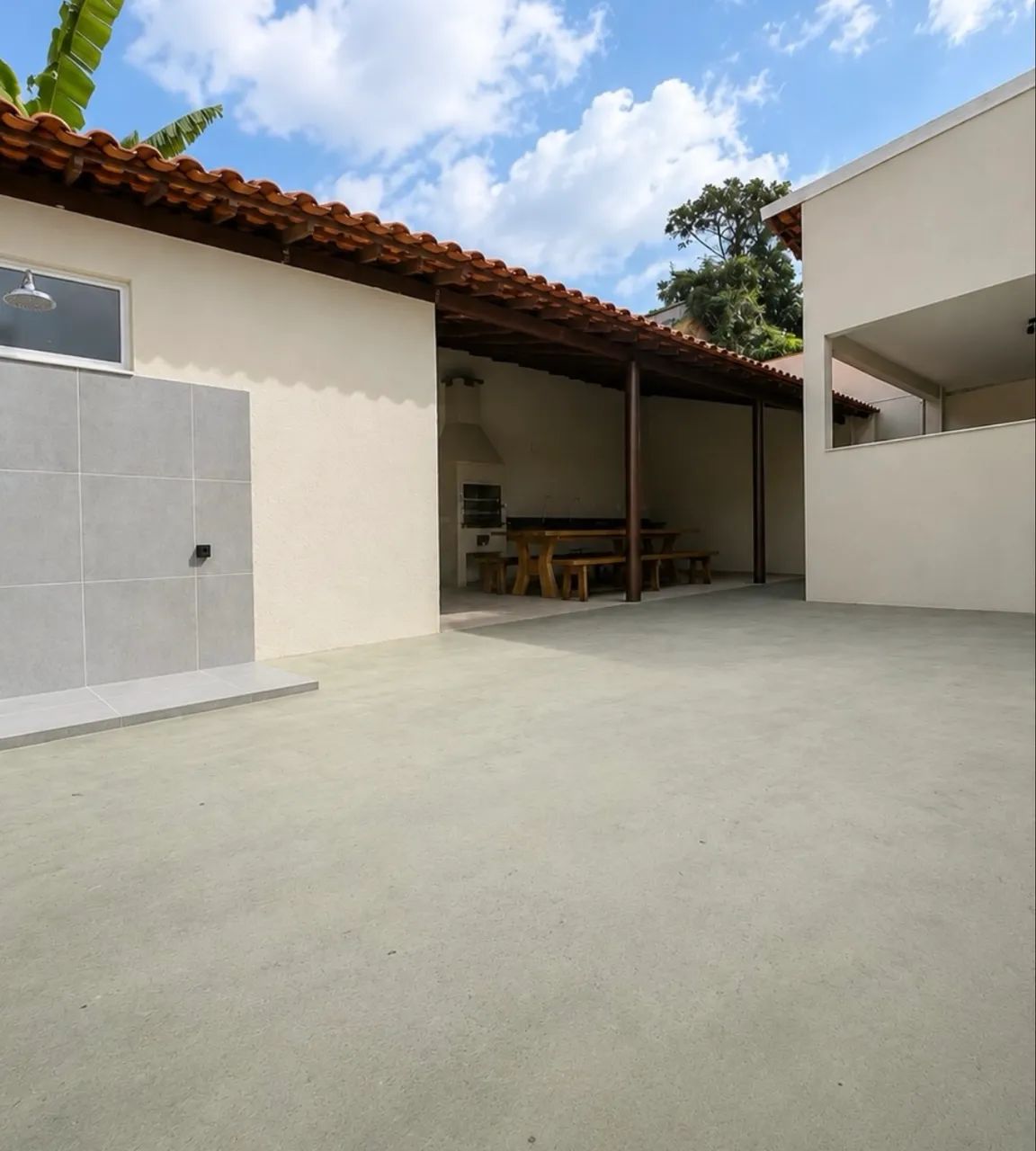 Casa com 5 quartos, sendo1 suíte em um terreno de 360m2  - Foto 3
