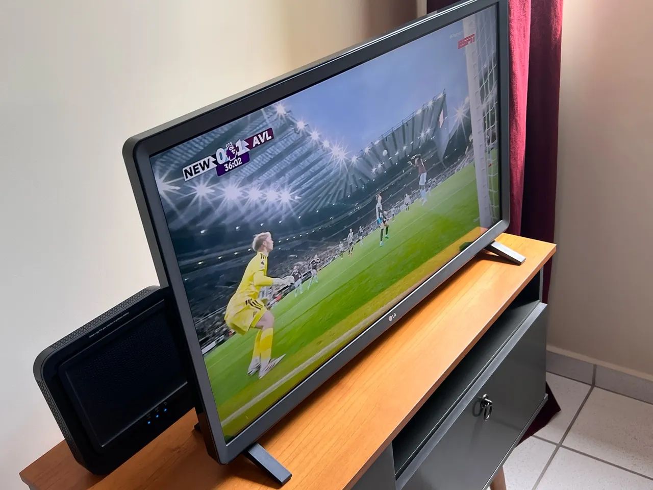 Smart TV LG de 32 Polegadas Em Excelente estado  - Foto 3