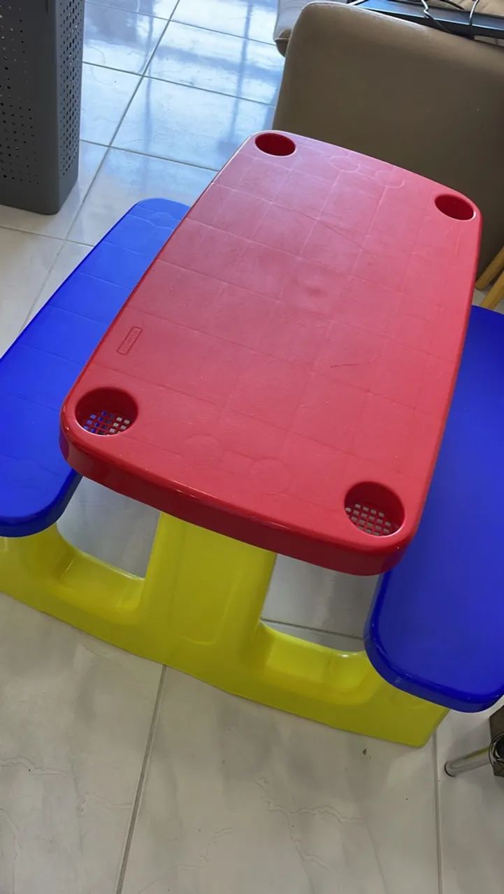 Mesinha infantil 