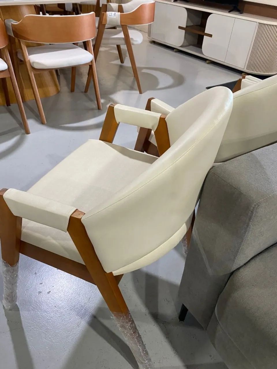 Cadeira de Jantar Premium - Nova - Foto 2