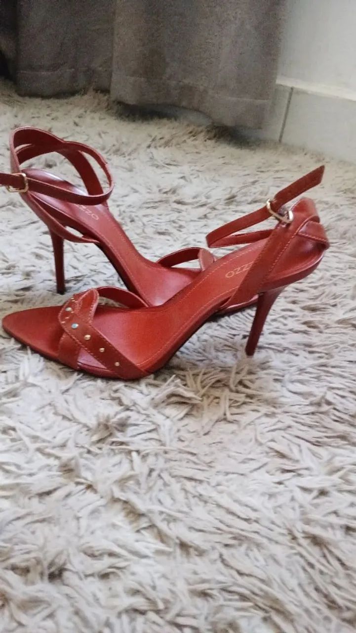 Sandalia arezzo n° 37 - Foto 2