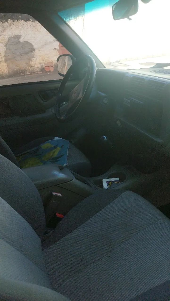 Chevrolet S10 S10 Blazer DLX 4.3 V6 1996