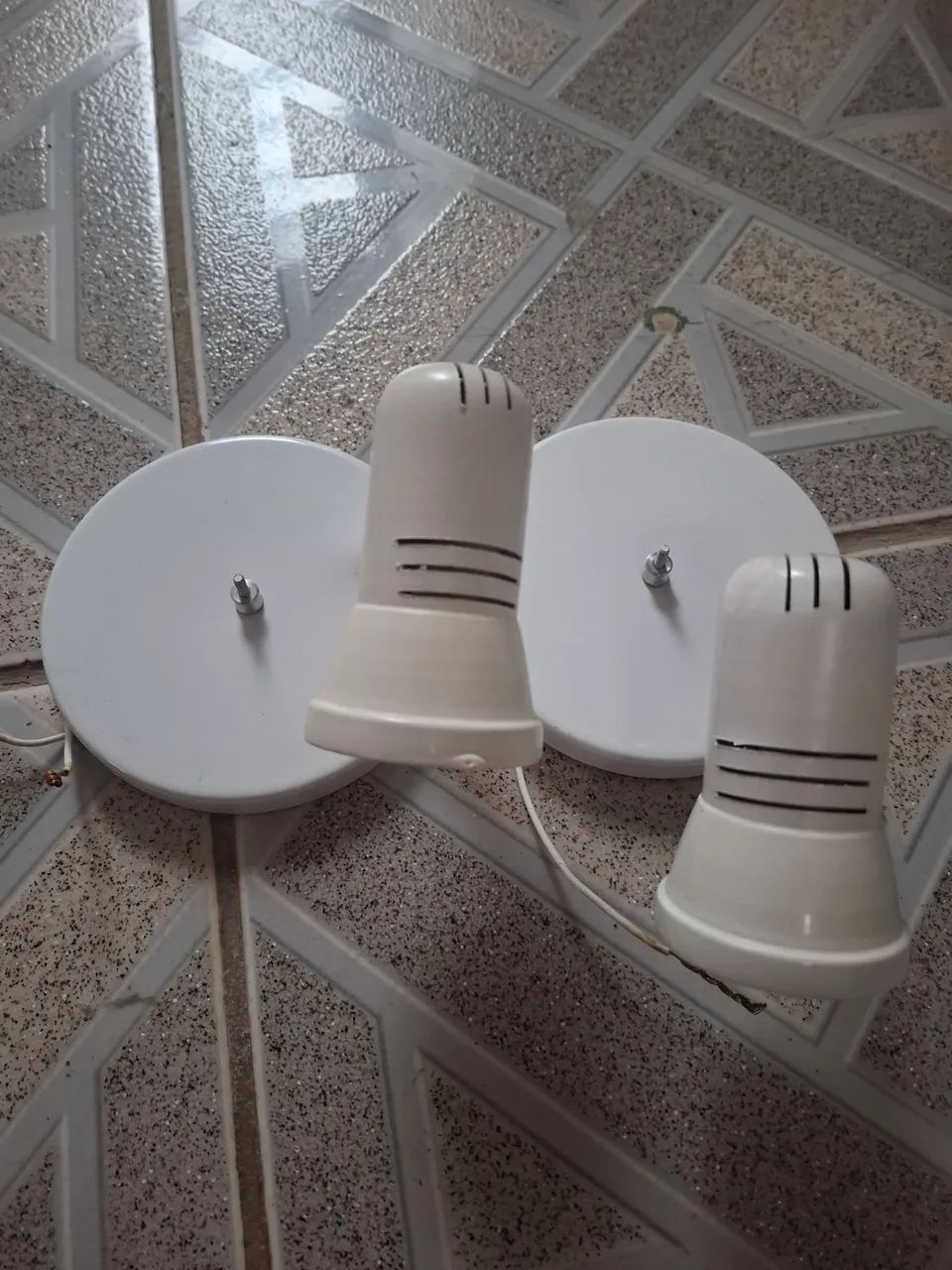Kit com 2 Spot para Lâmpada pequena - Foto 2