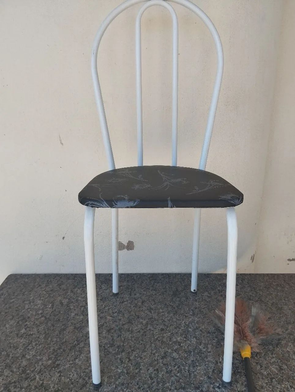 Mesa de jantar 4 Cadeiras - Foto 4
