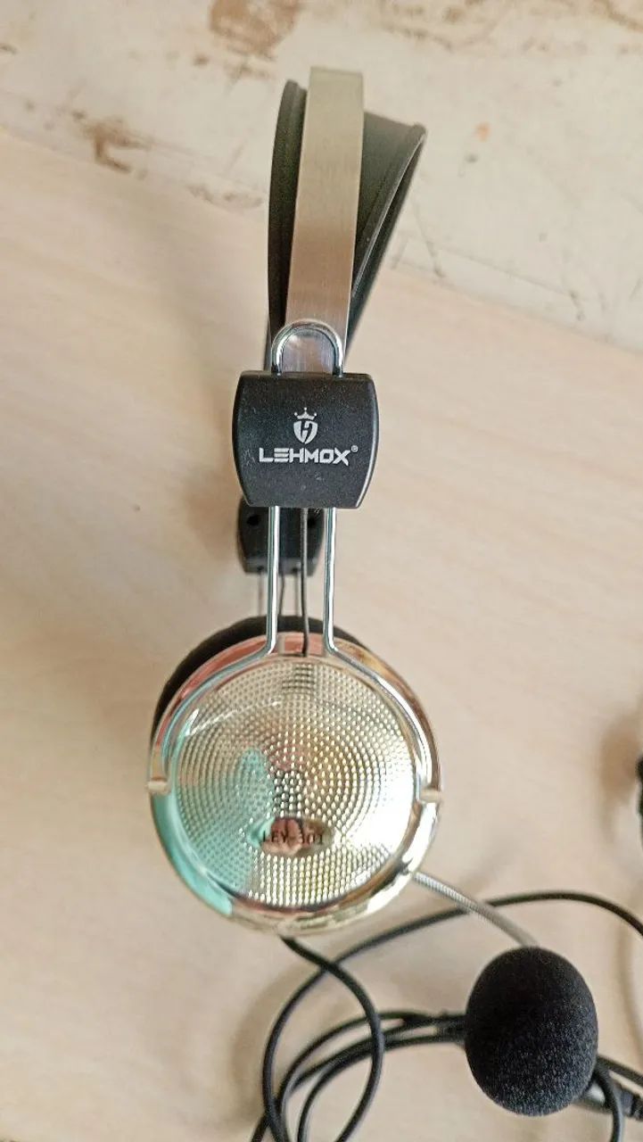 Fone de ouvido e microfone - Foto 3