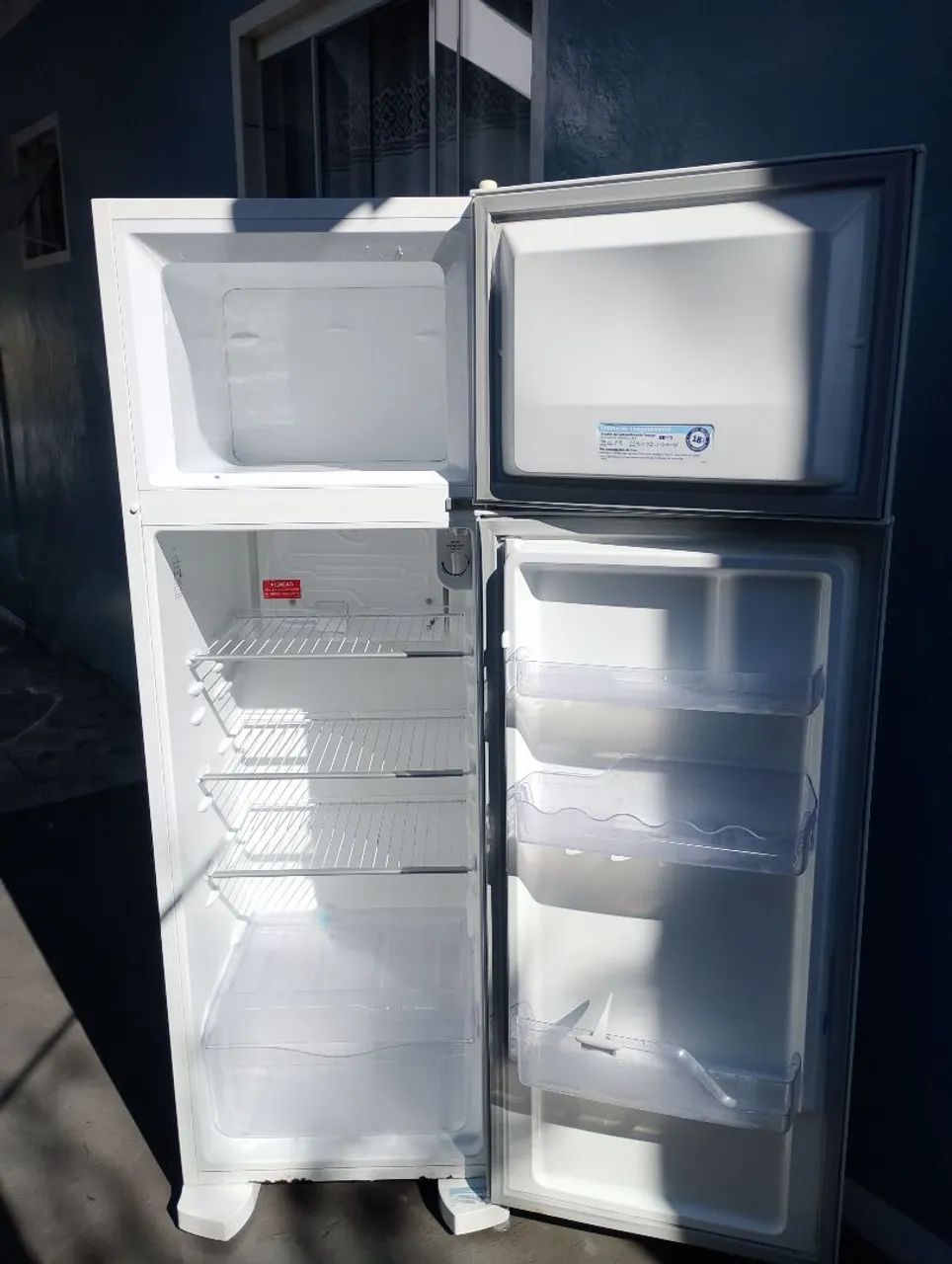 Geladeira Eletrolux 280 L - Foto 3