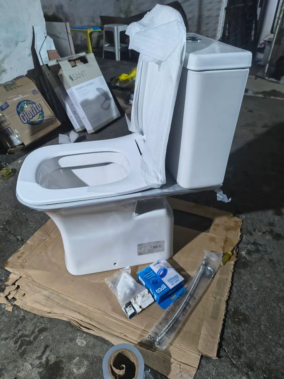 Bacia acoplada Deca polo completa com assento termofixo 2
