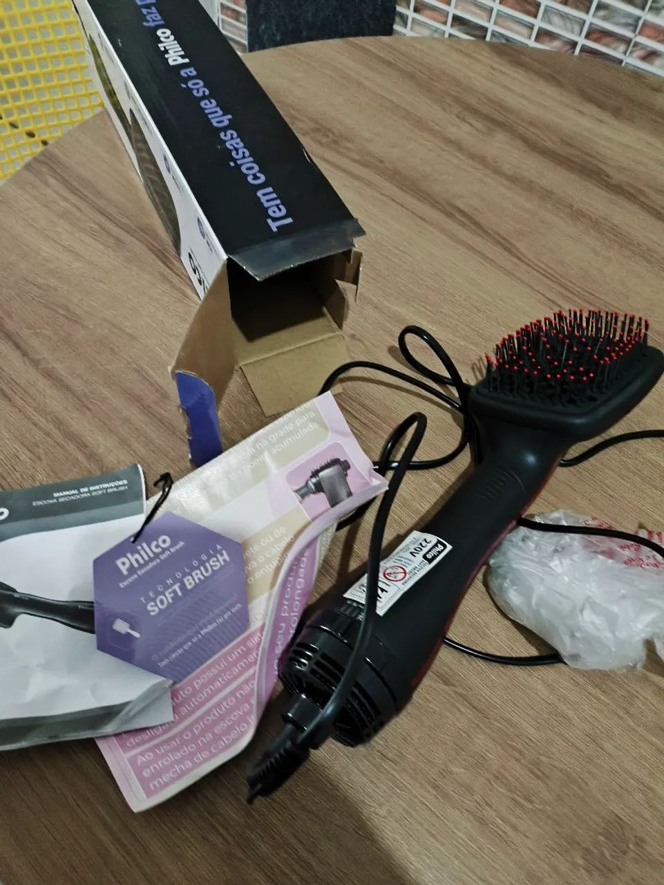 Escova alisadora prática NOVA  - Foto 5