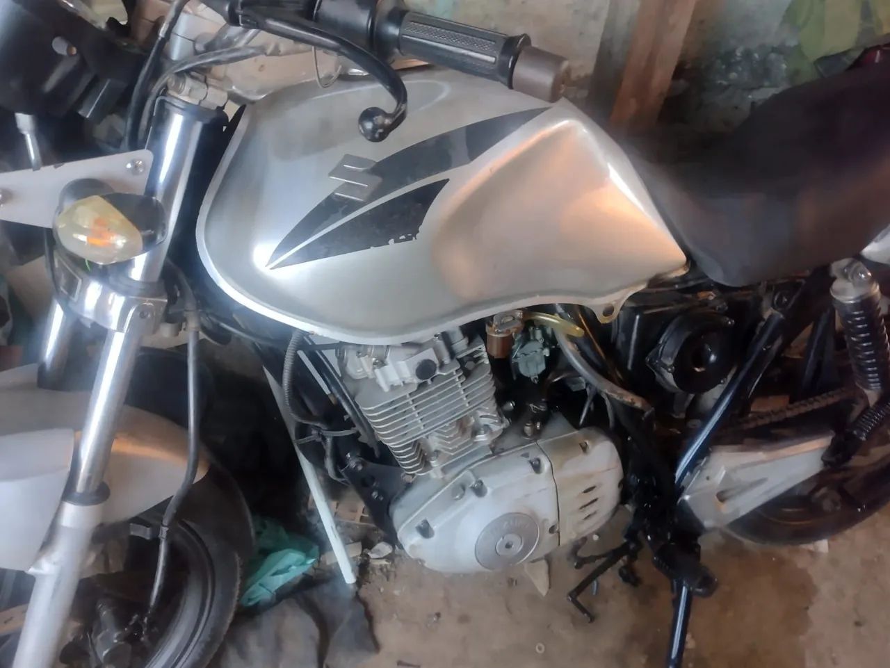 Desapego Suzuki 125. - Foto 4