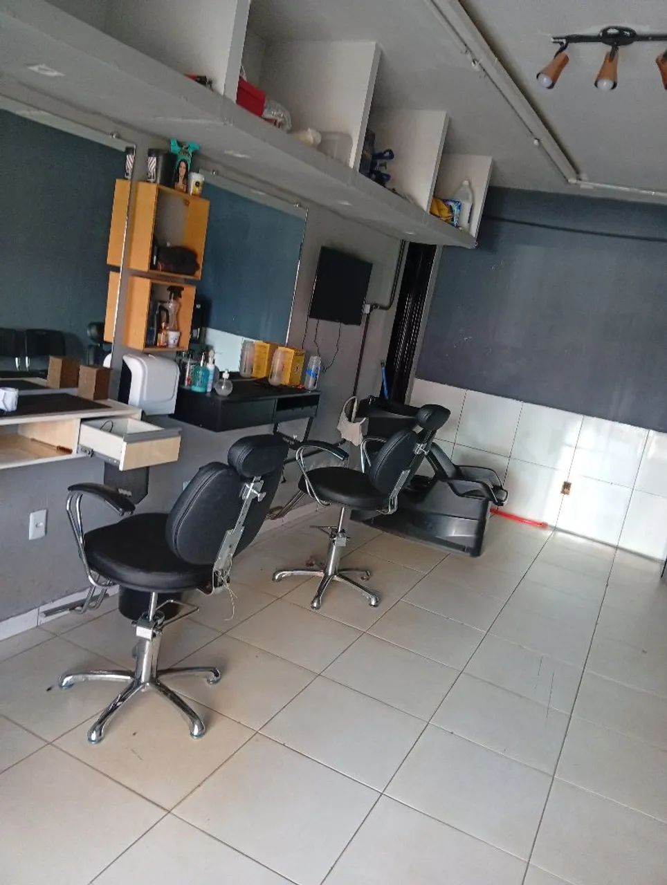 Barbearia completa a venda entra e trabalha  - Foto 2