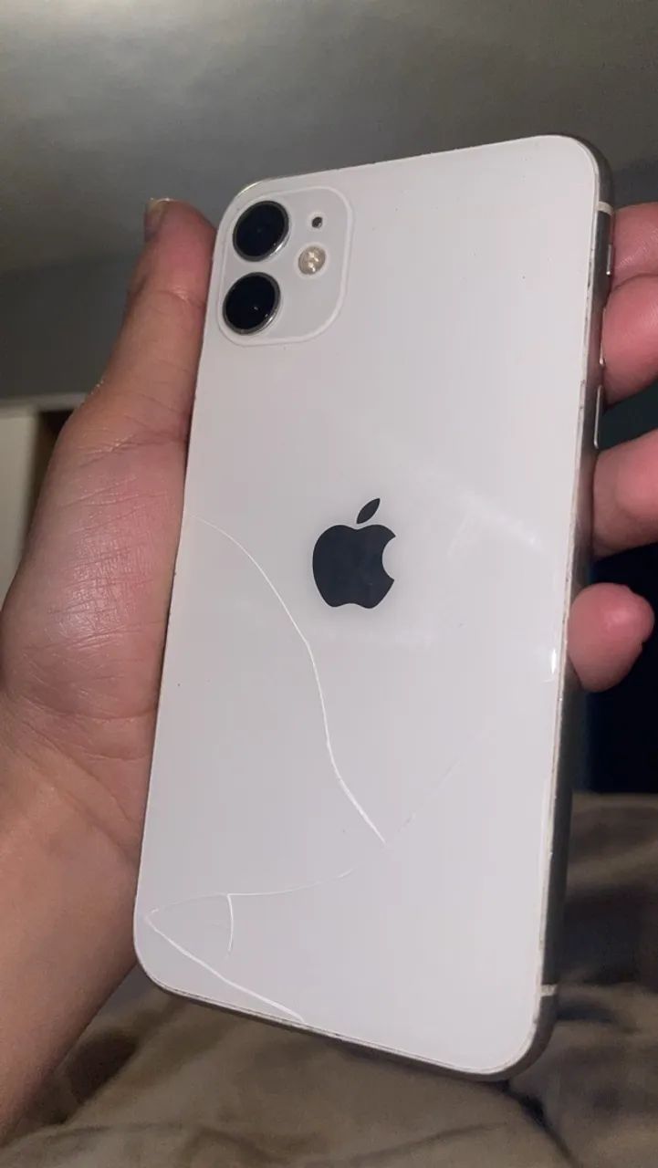 iPhone 11 branco 