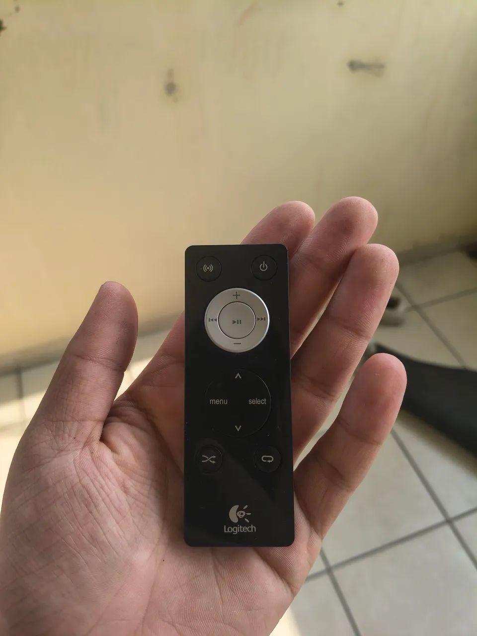 Caixa de som Logitech pure-fi anywhere funcionando perfeitamente - Foto 3