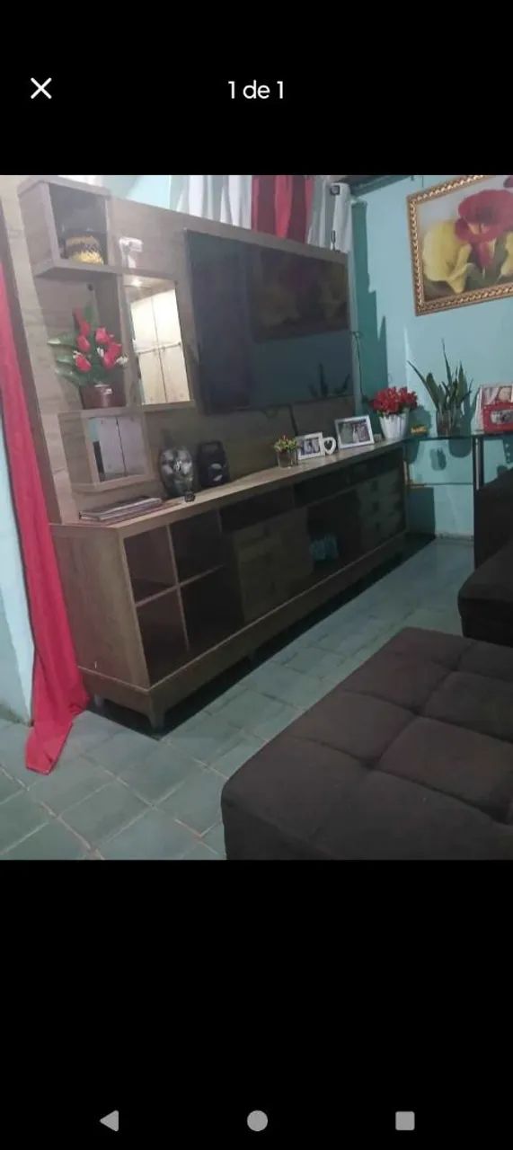 Tv com estante