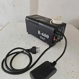Maquina de fumaça + Strobo
