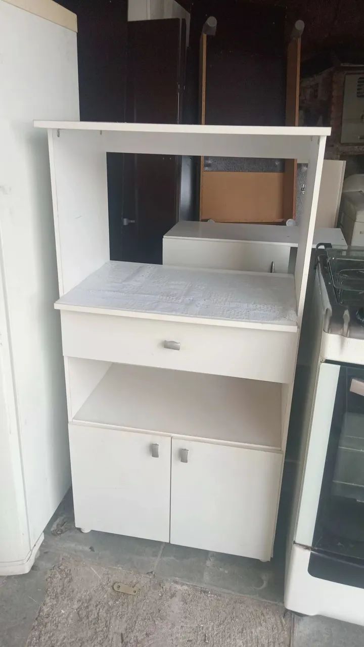 Armário para micro-ondas com gavetas 