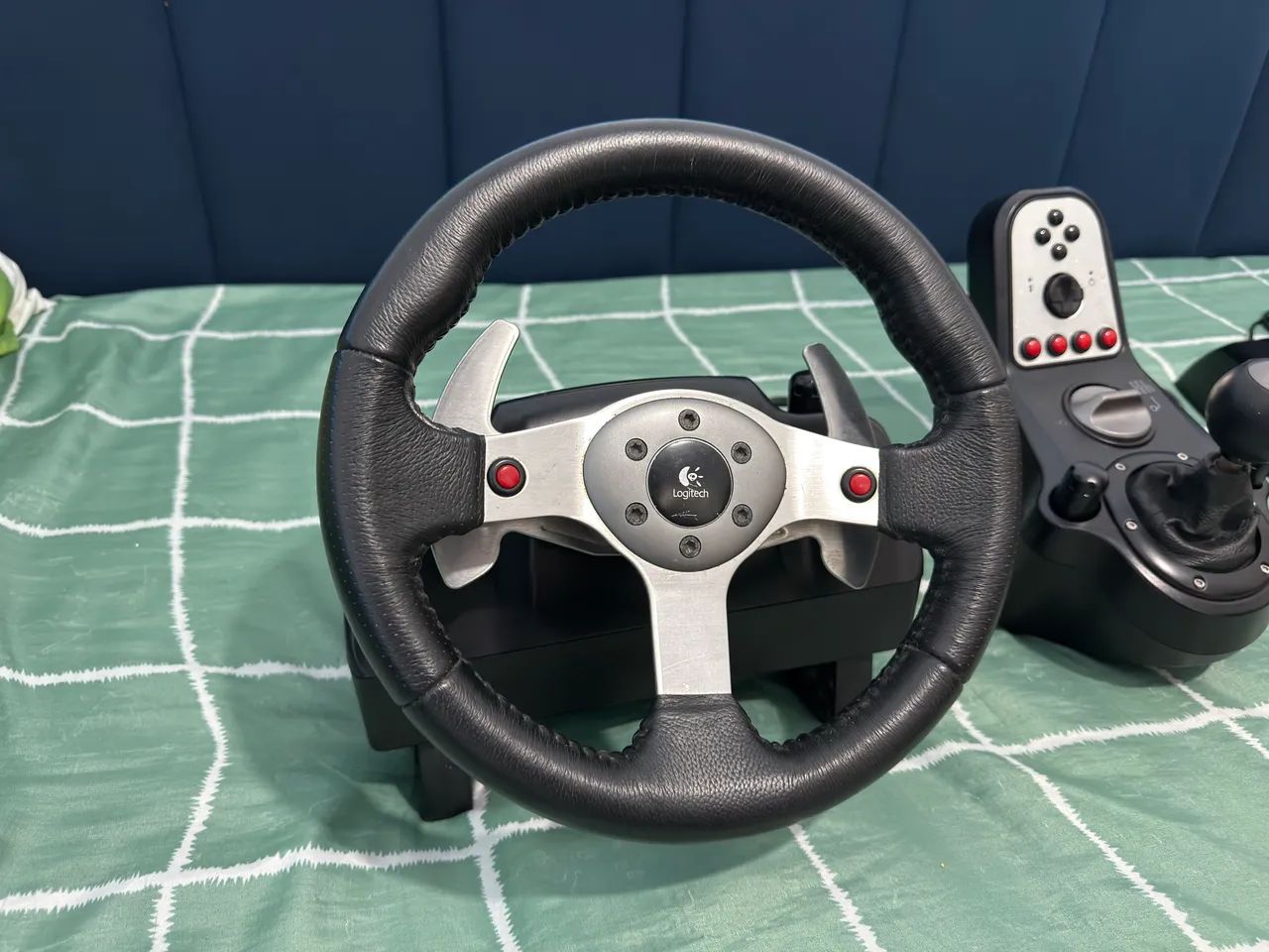 Volante Logitech G25 COMPLETO