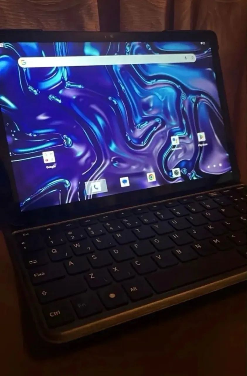 Tablet com teclado 