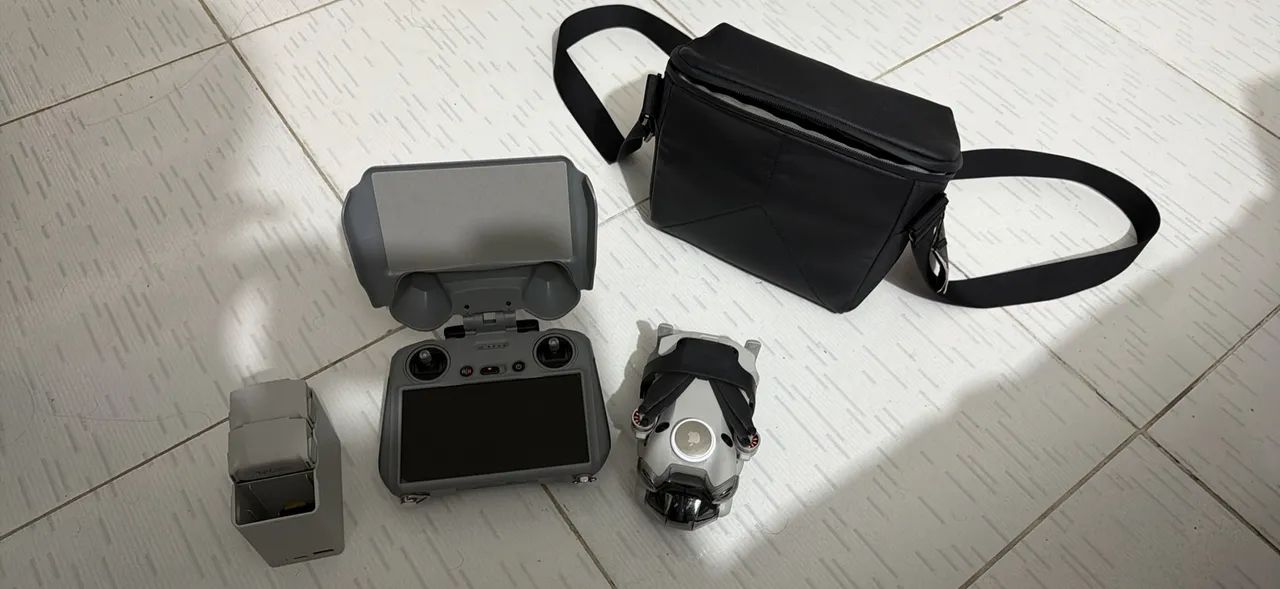 DJI Mini 4 Pro Fly More Combo - Excelente estado - Foto 2