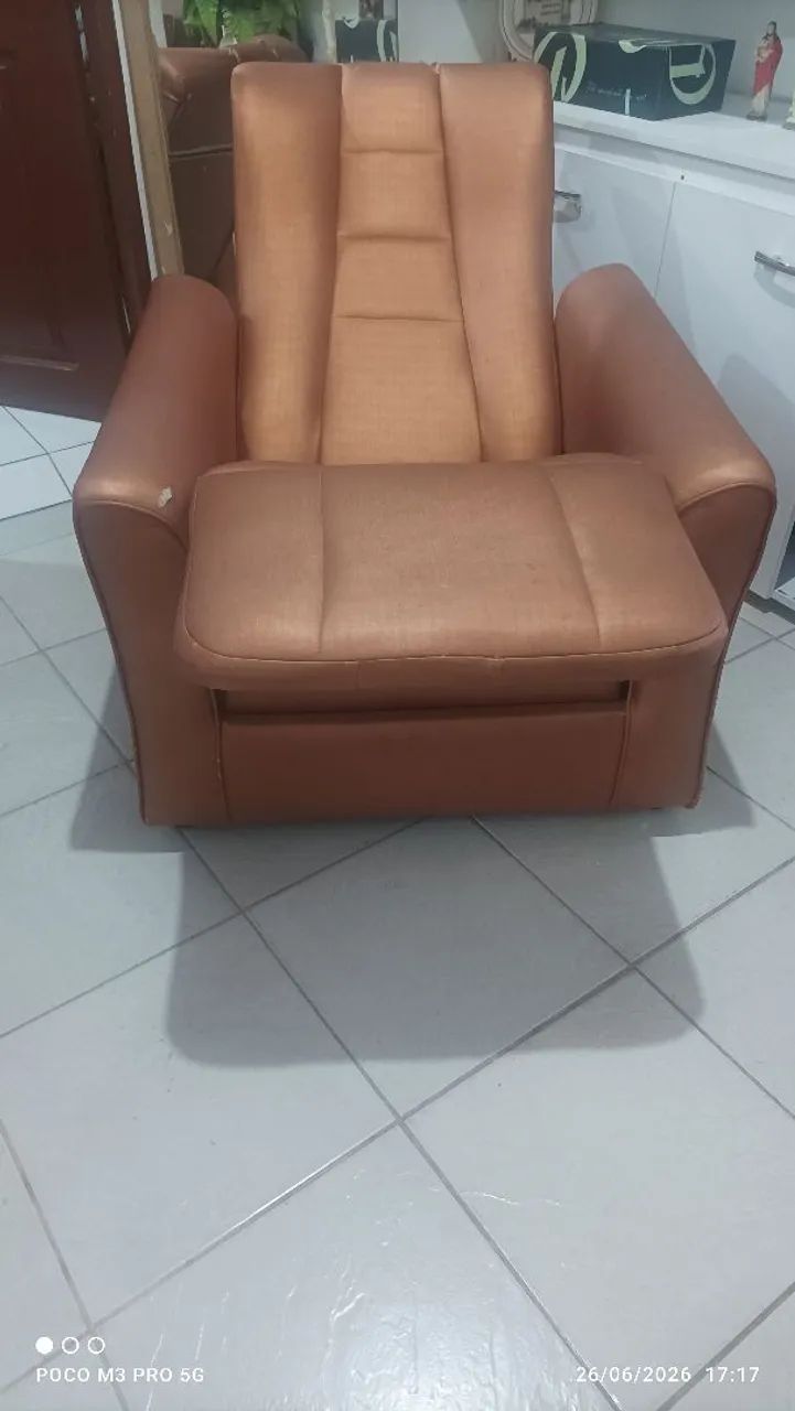 Poltrona reclinável e sofa - Foto 2