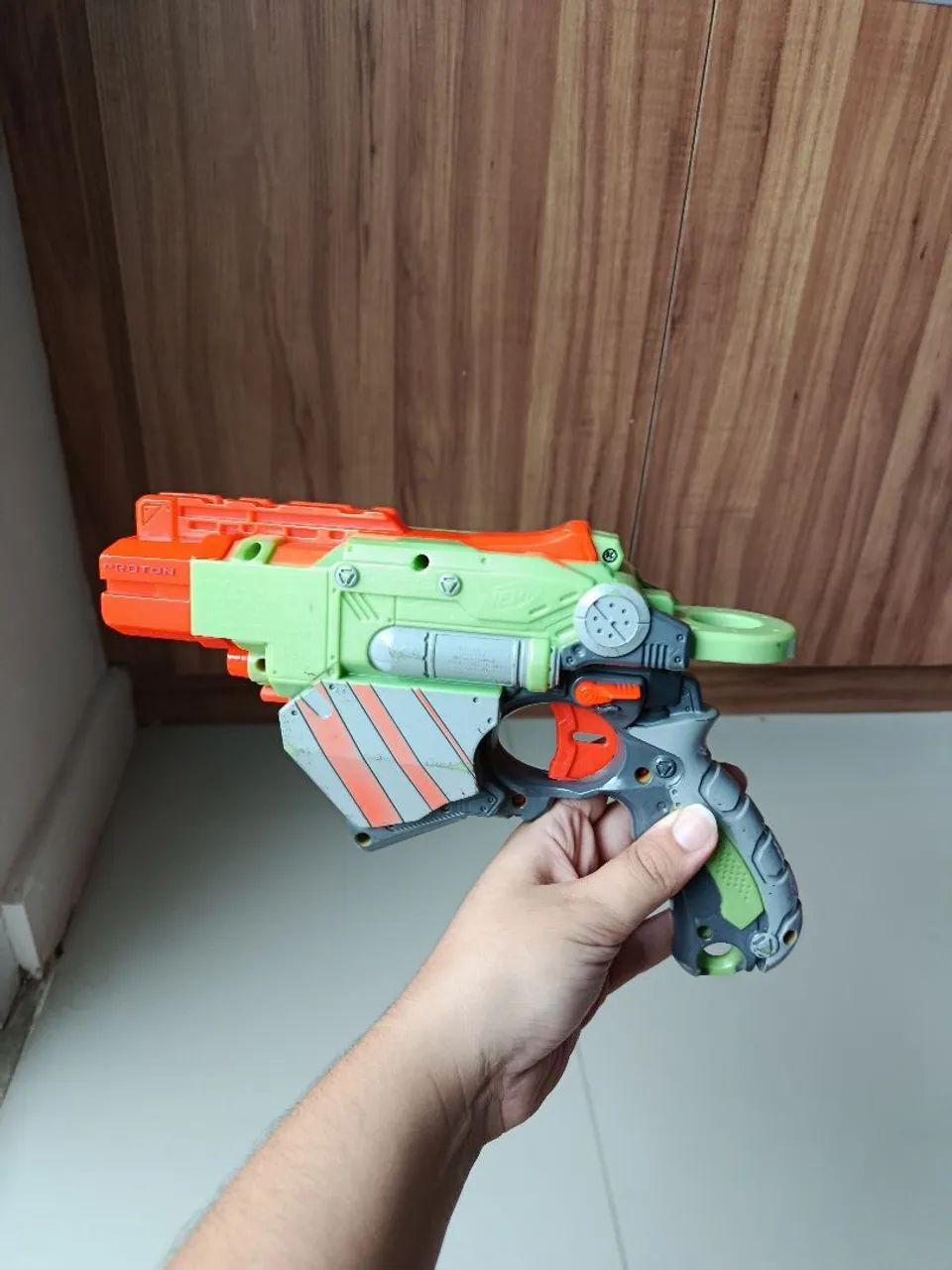 Pistola Nerf Vortex usada - funcionando - sem discos - Foto 5