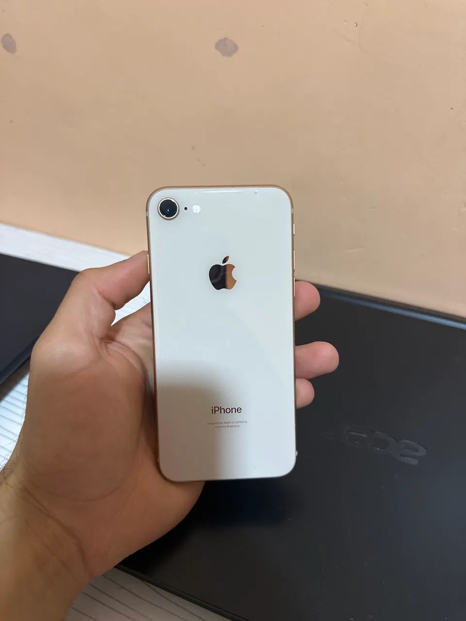 Iphone 8 para retirada de peças  - Foto 2
