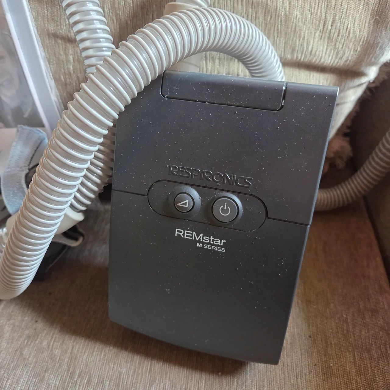 CPAP REM STAR M, com fonte , traqueia e bolsa