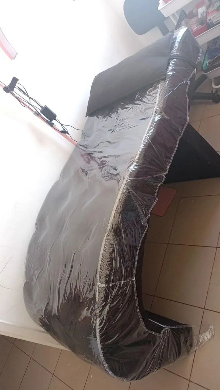 Maca, mocho, luminária e todos os materiais para cilios e sobrancelhas  - Foto 4