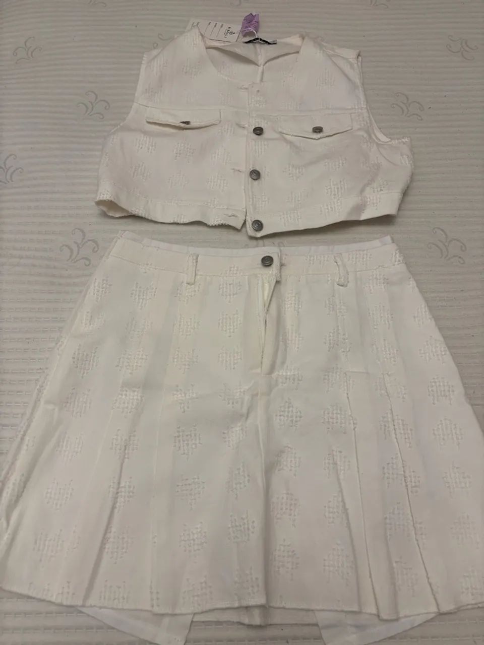 Conjunto de saia e colete  - Foto 3