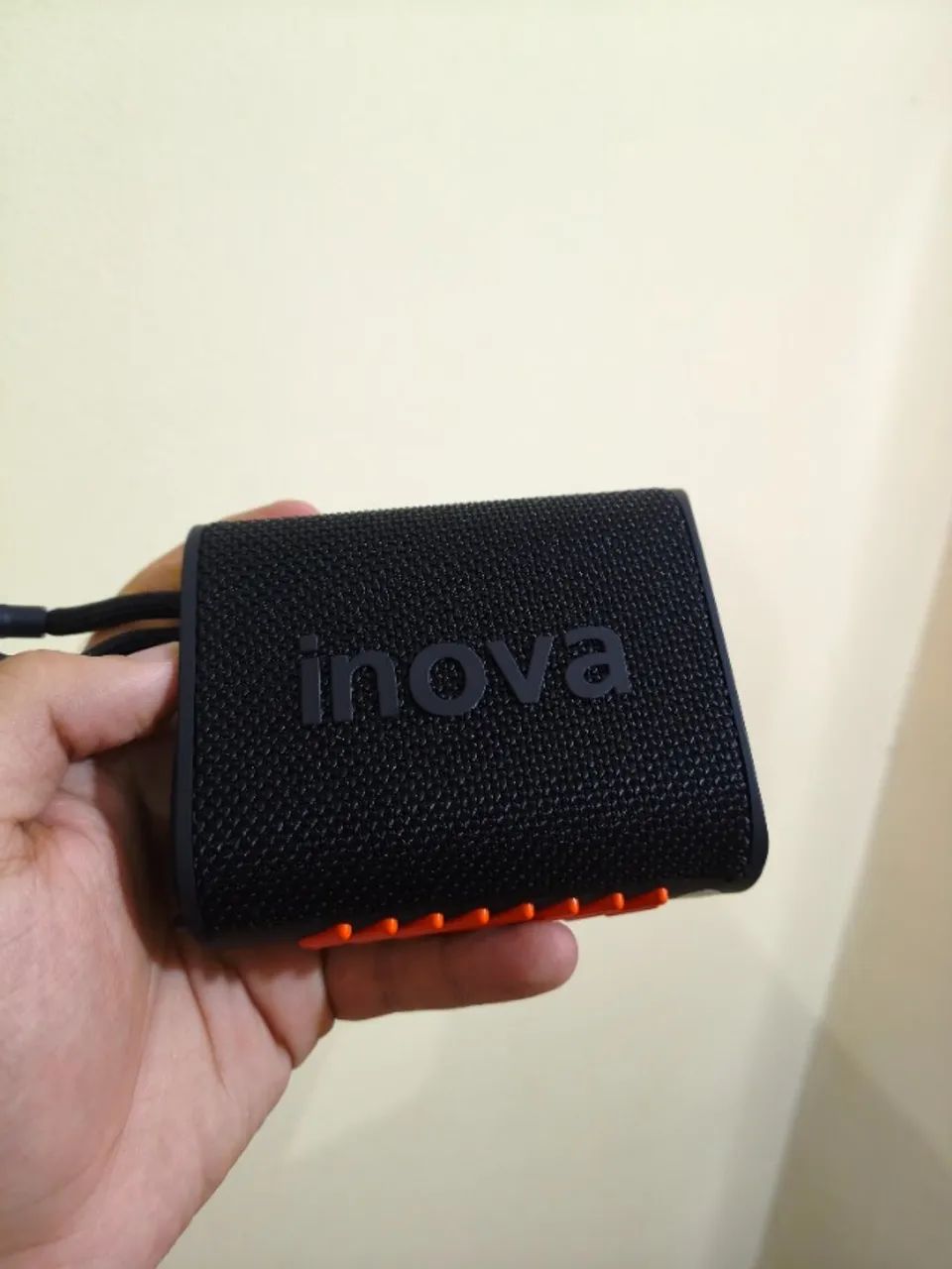 Caixa de Som Bluetooth - Inova