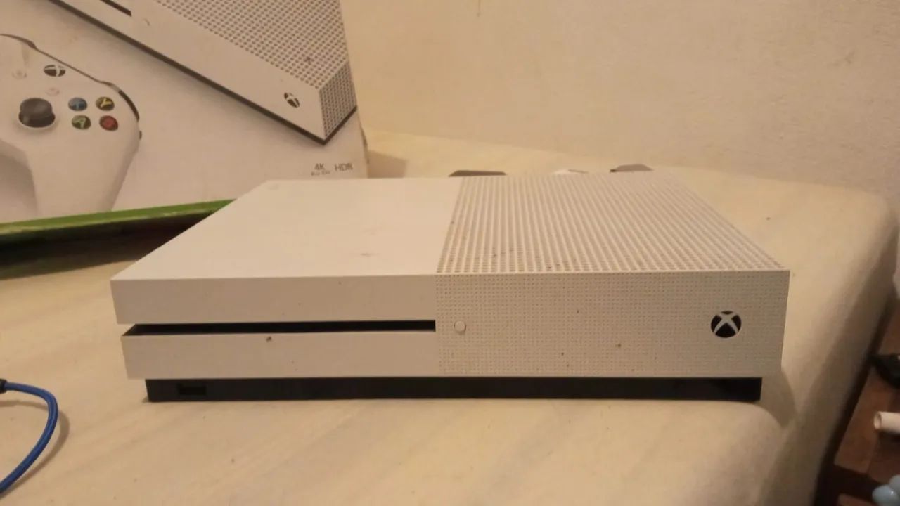 Xbox One S - Foto 2
