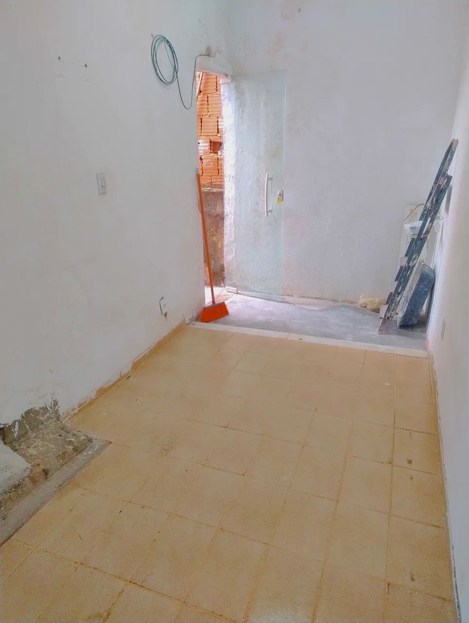 Alugo ou vendo casa em senador camará 