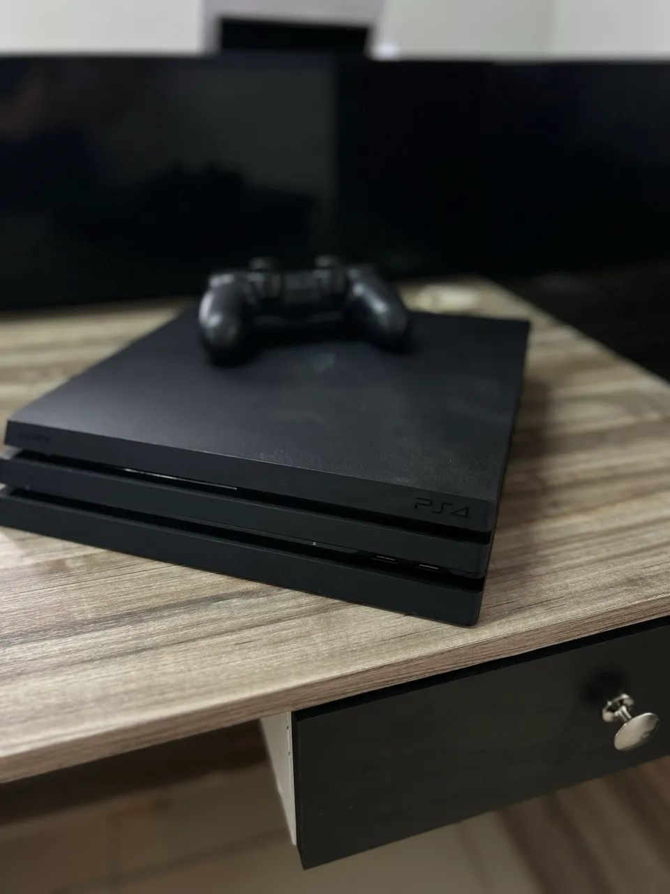 Vendo PlayStation 4 Pro  - Foto 2