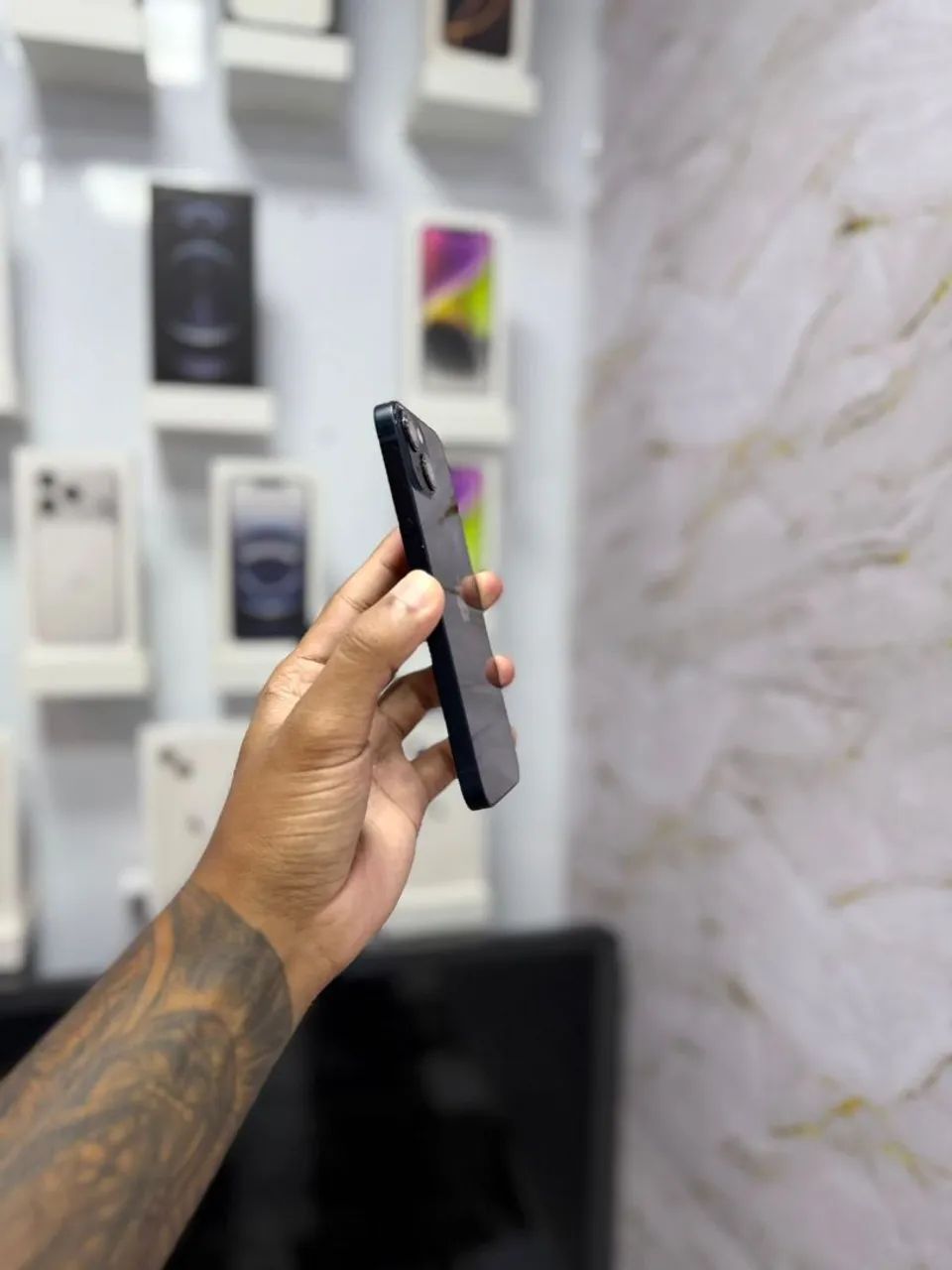 IPHONE 13 128GB<br>R$ 2.099,00 - Foto 4