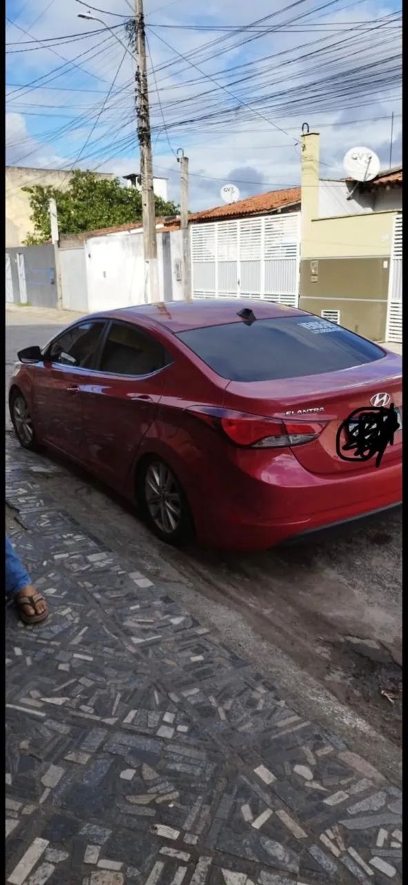 Hyundai Elantra 2.0 16V FLEX AUT. 2015