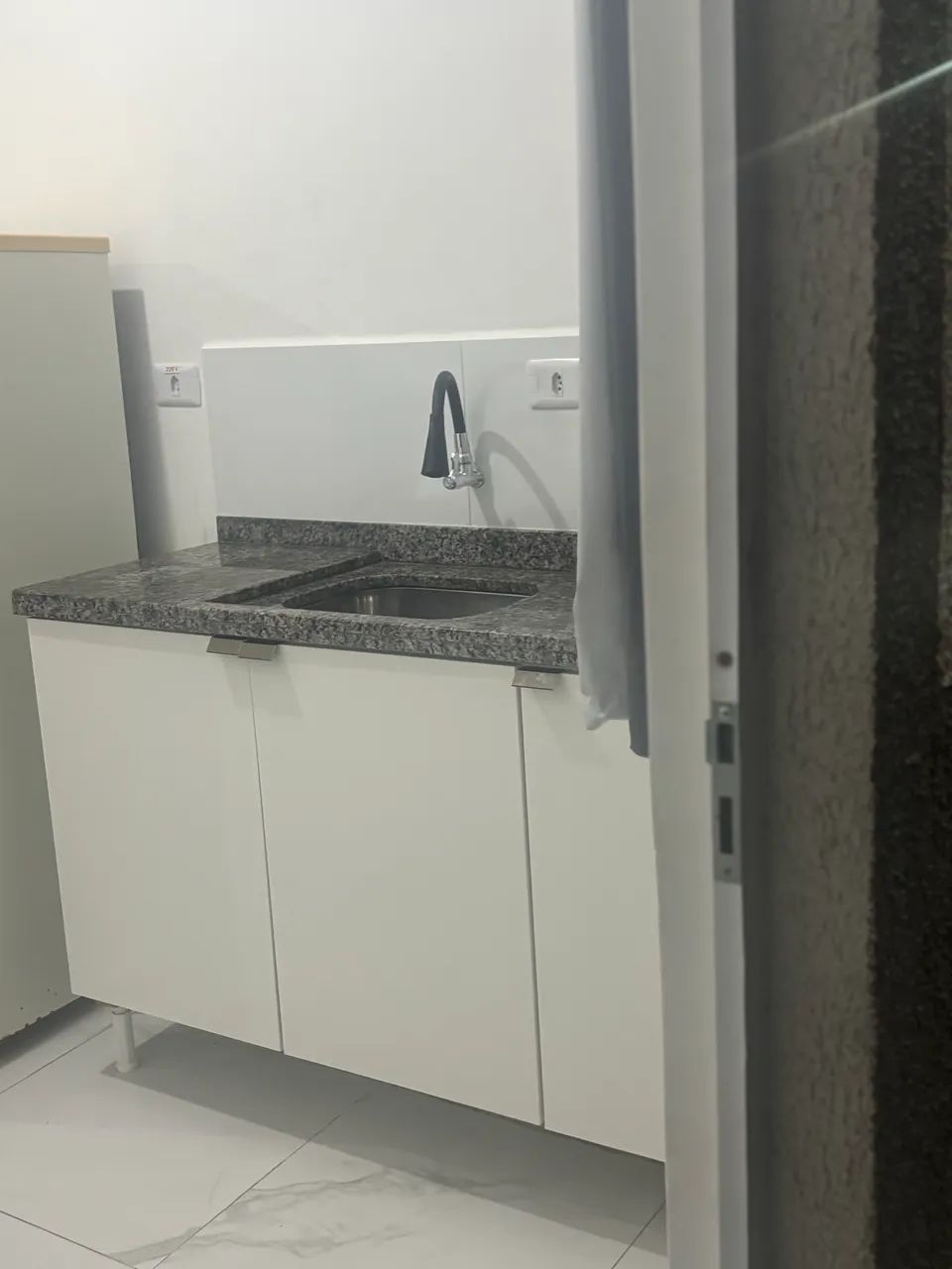 Kitinet Mobiliada Pinhais - Foto 4