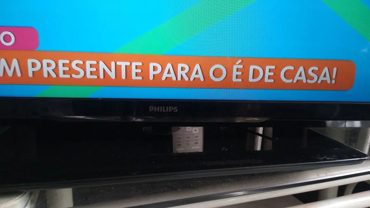 Vendo tv smart antiga 47 polegadas. - Foto 3