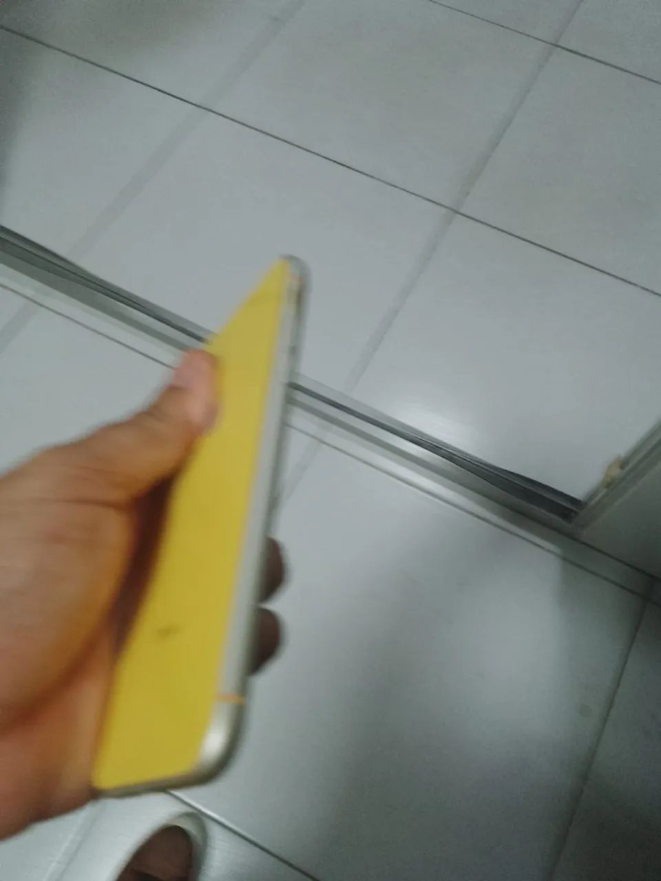 Vendo iPhone XR  - Foto 3
