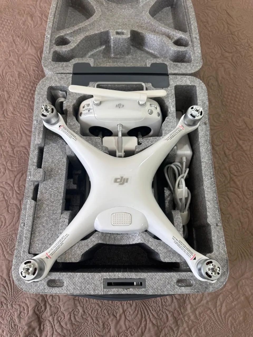 DJI Phantom 4 PRO (NUNCA USADO)
