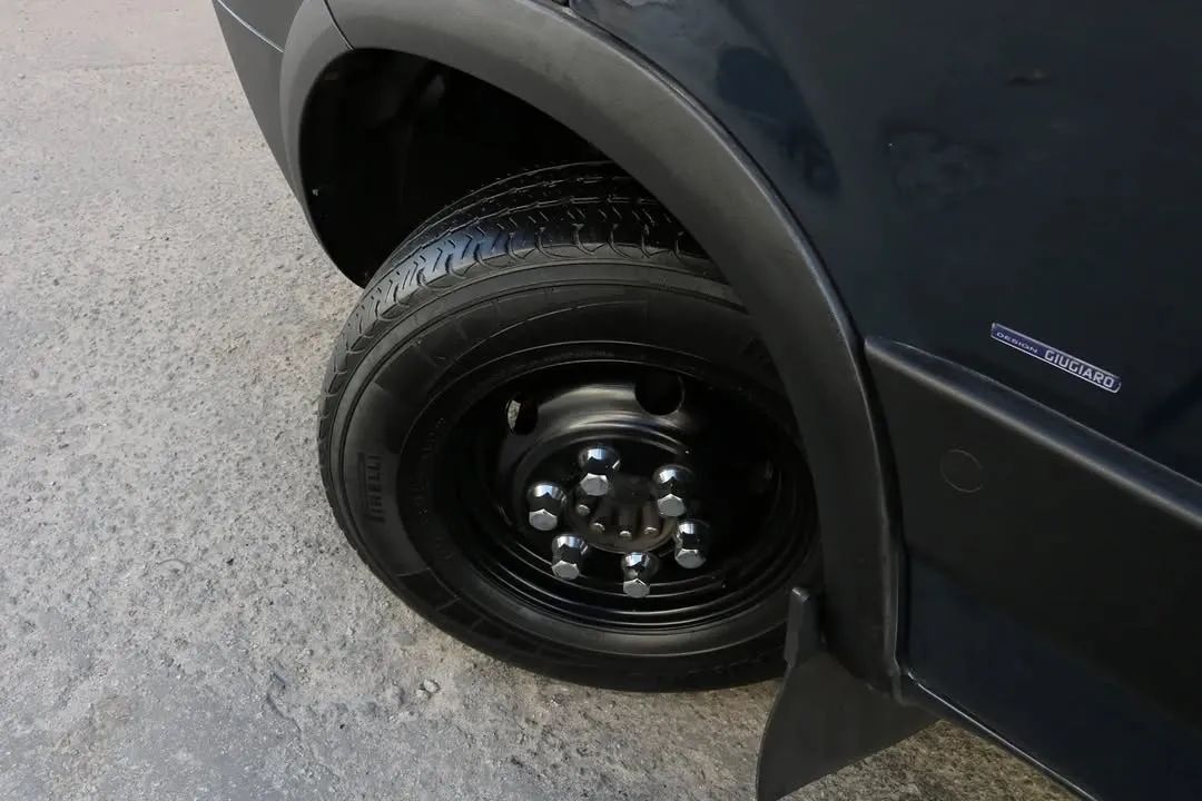 IVECO DAILY 35S14 Ano 2012 - Foto 5