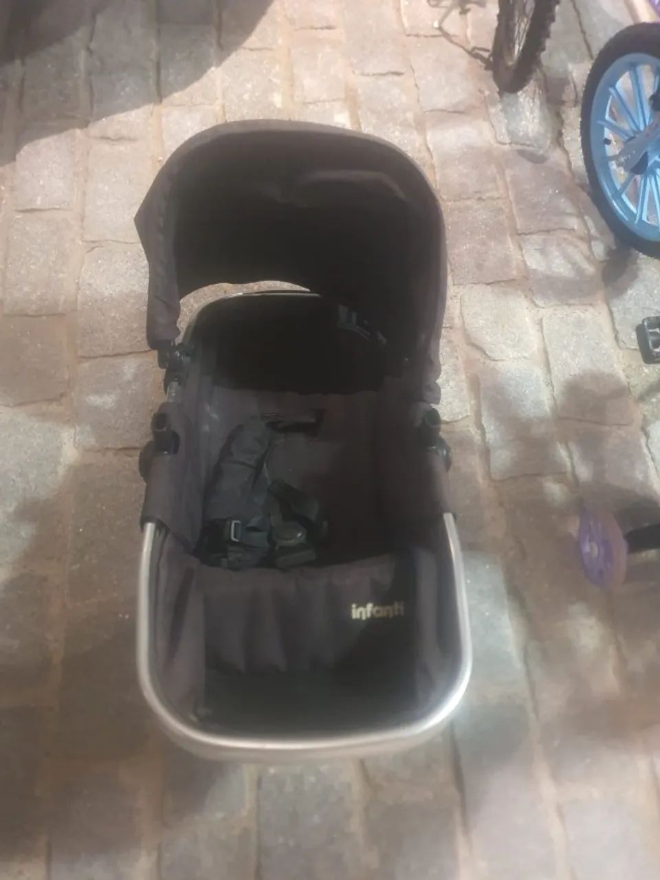 Carrinho de bebe - Infanti - Foto 3