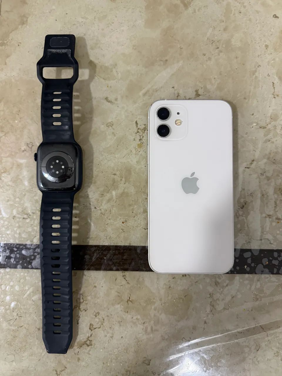 iPhone 12 128gb Branco + Apple Watch Série 7 45mm - Foto 2