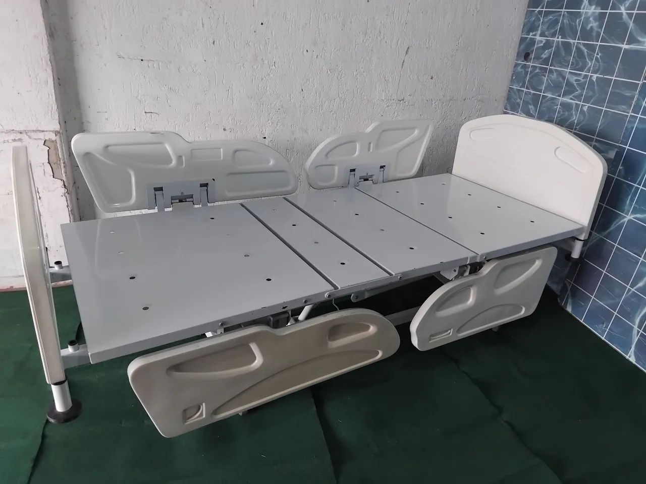 Cama hospitalar com elevação de altura.  - Foto 5