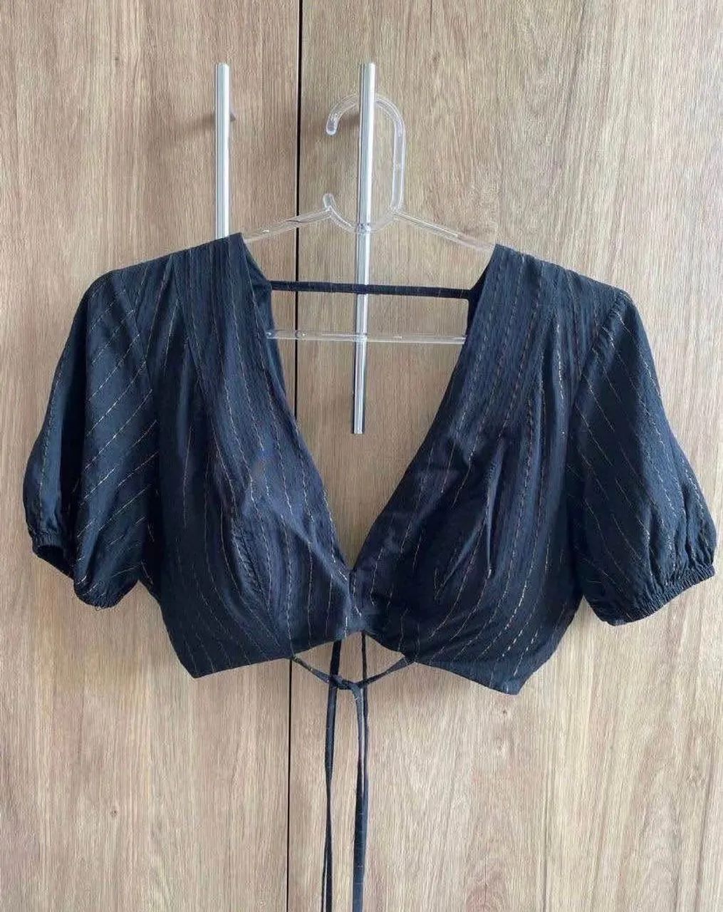 Cropped preto 
