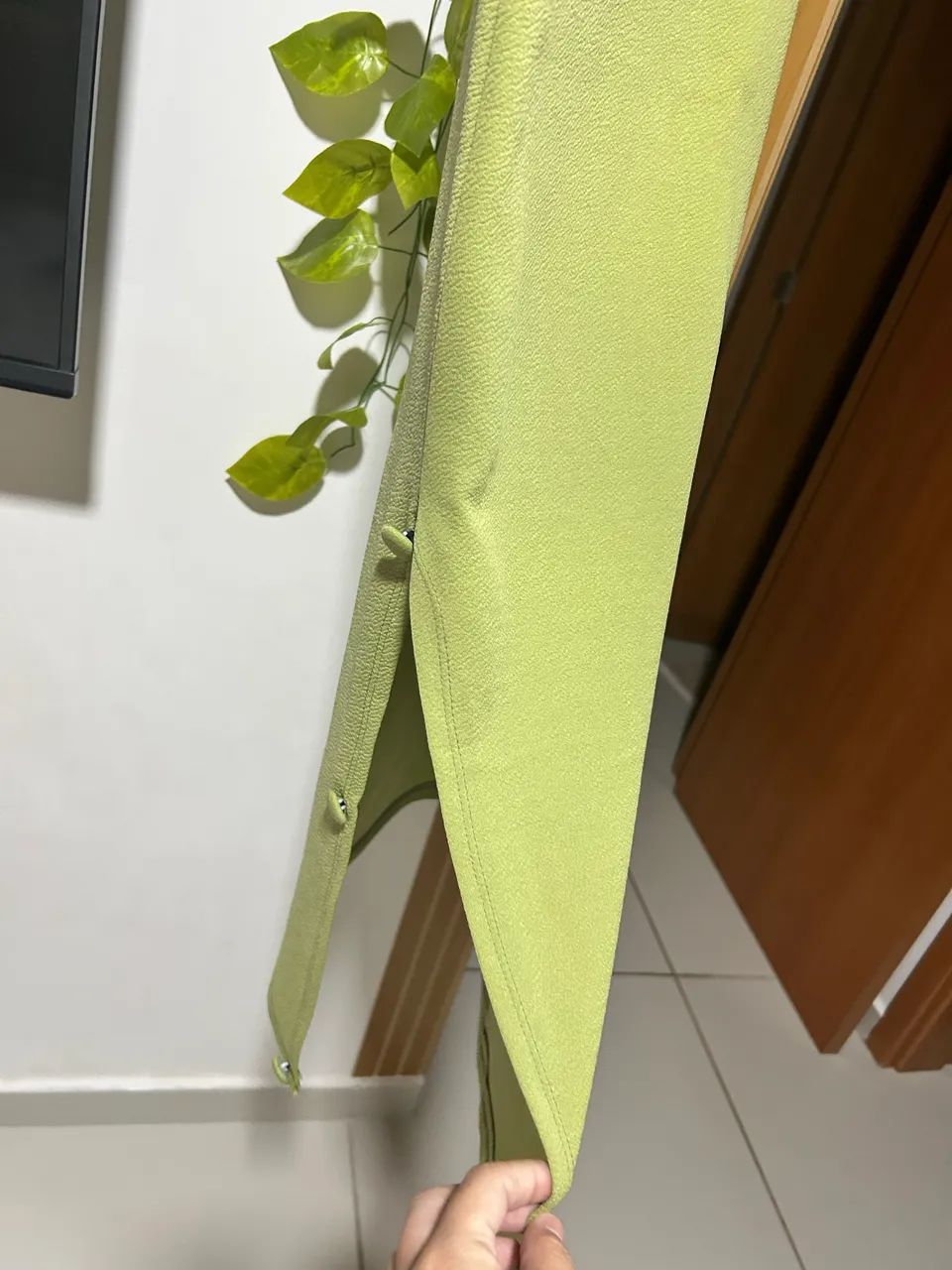 Vestido verde mídi - Foto 4