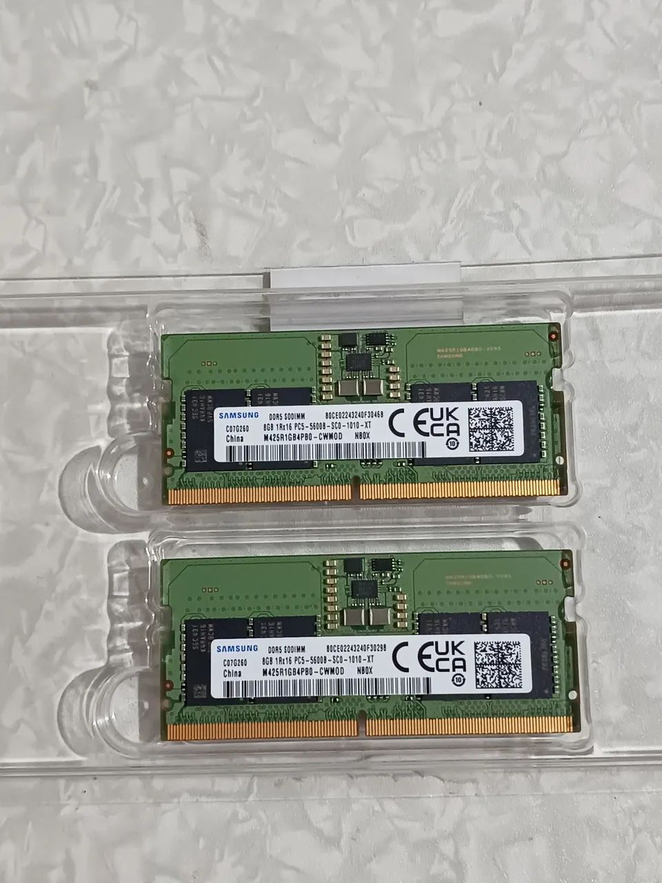 Par Memória RAM Notebook Samsung DDR5 16GB (2x 8GB) 5600MHz