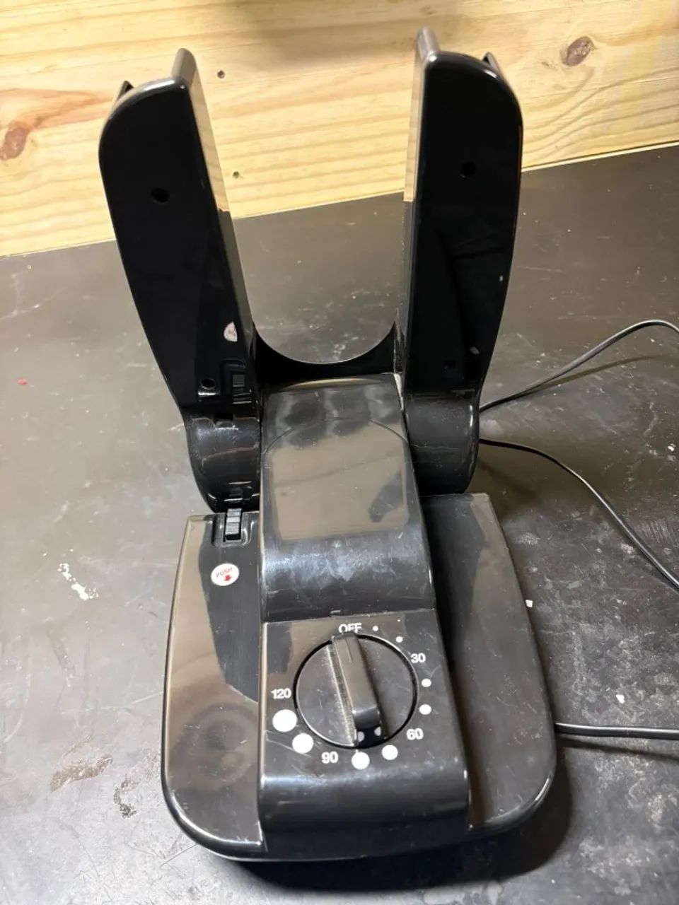 Secador Elétrico de Sapatos e Luvas 110V com Timer e Função UV