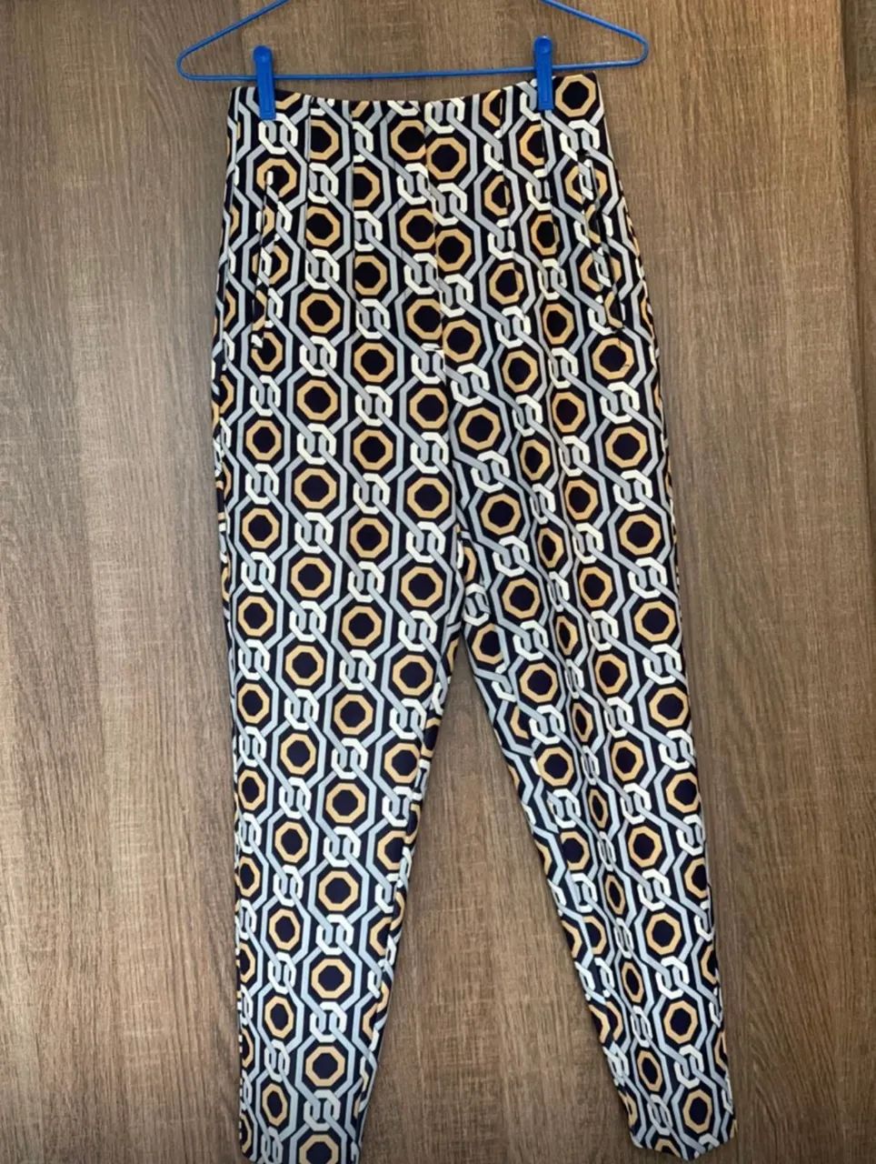 Calça com elastano cós alto Zara - Foto 4